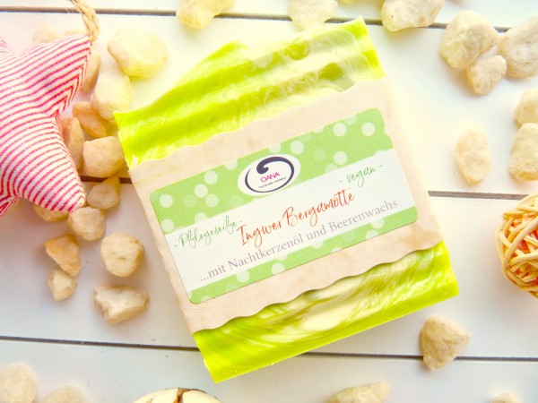 OANA Handmade Naturseife Ingwer Bergamotte mit Beerenwachs und Nachtkerzenöl, vegan, 100 g